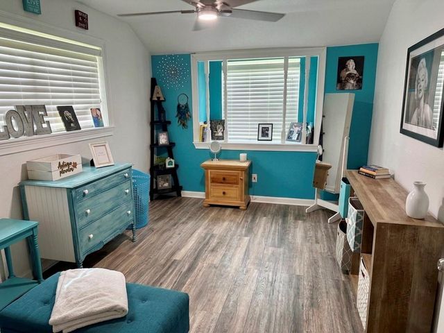 155 County Road 133, Alvin, TX 77511