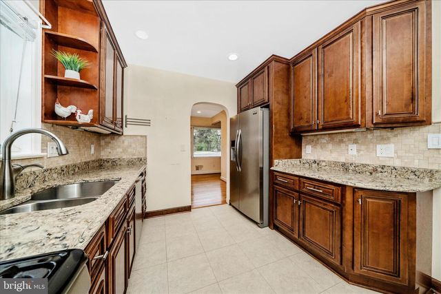 7604 ADELPHI RD, Hyattsville, MD 20783