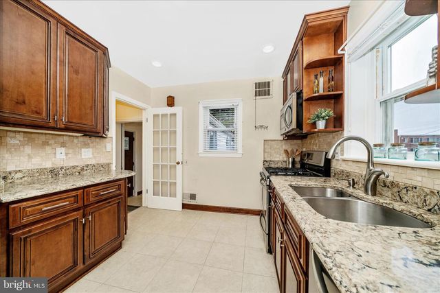 7604 ADELPHI RD, Hyattsville, MD 20783