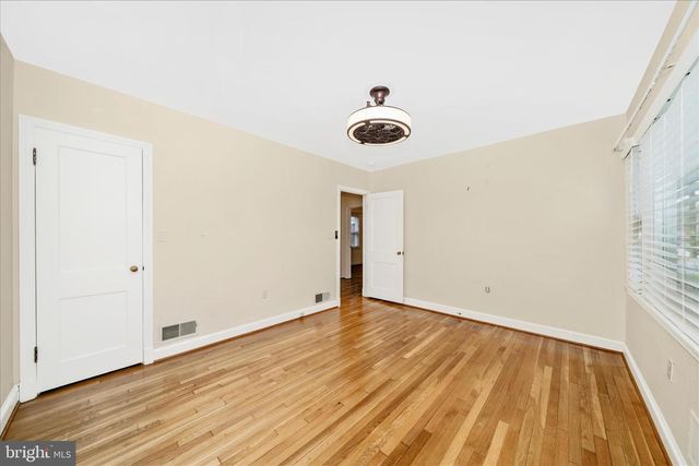 7604 ADELPHI RD, Hyattsville, MD 20783