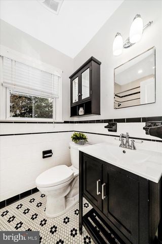 7604 ADELPHI RD, Hyattsville, MD 20783