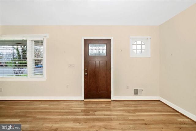 7604 ADELPHI RD, Hyattsville, MD 20783