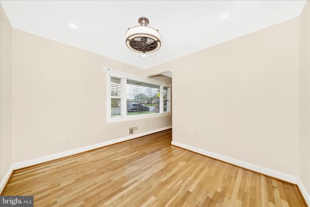 7604 ADELPHI RD, Hyattsville, MD 20783