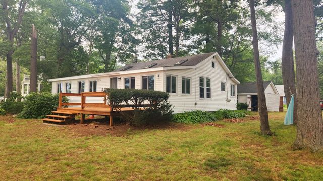 7 Overbrook Road, Pembroke, MA 02359