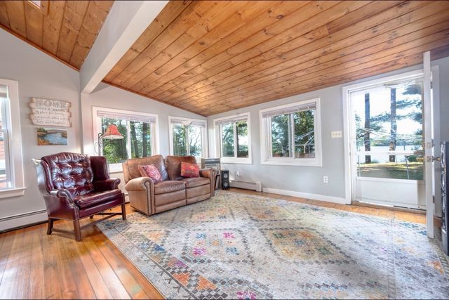 7 Overbrook Road, Pembroke, MA 02359