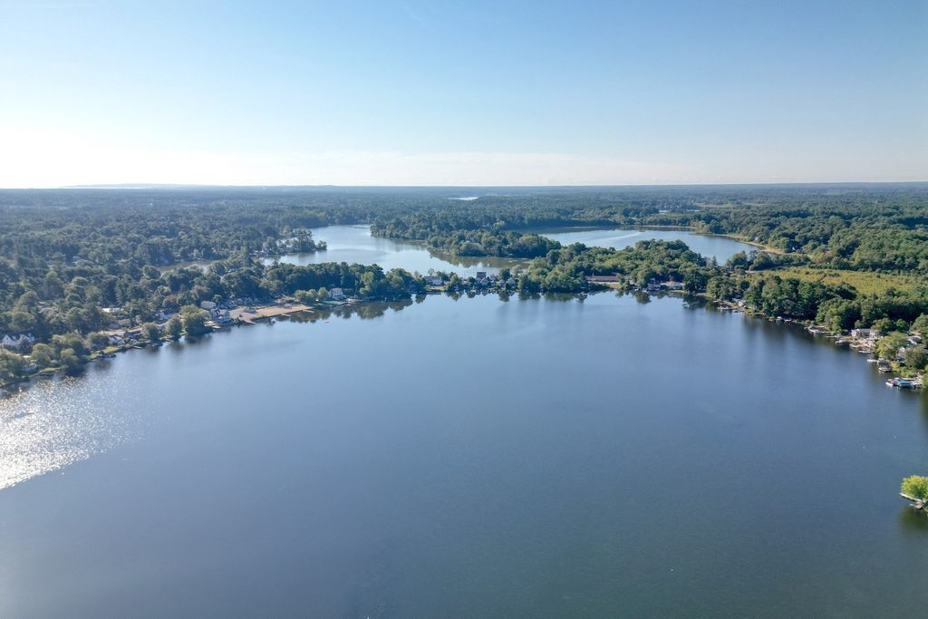 7 Overbrook Road, Pembroke, MA 02359
