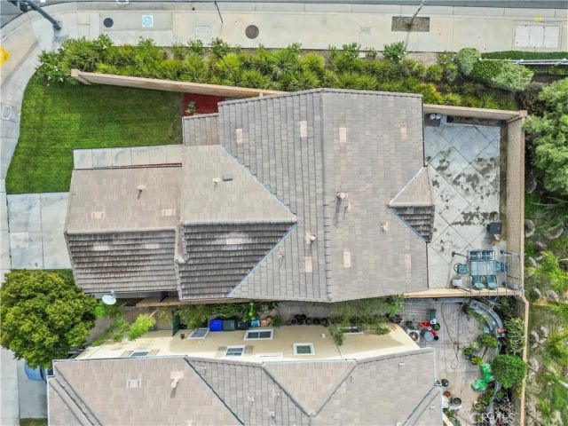 19904 Holly Drive, Saugus, CA 91350