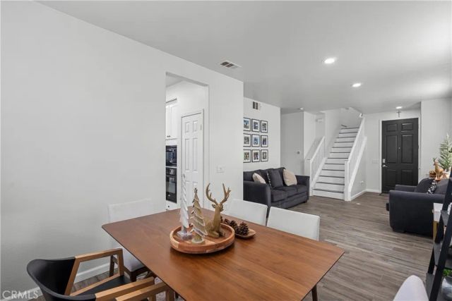 19904 Holly Drive, Saugus, CA 91350