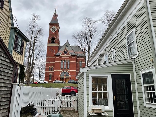 1 Middle 3, Marblehead, MA 01945