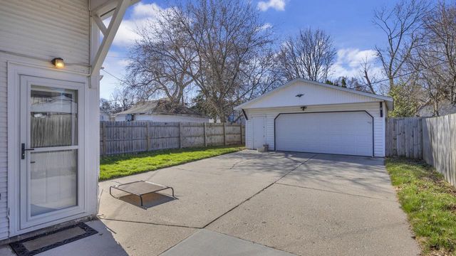 415 Grant AVENUE, Sheboygan, WI 53081