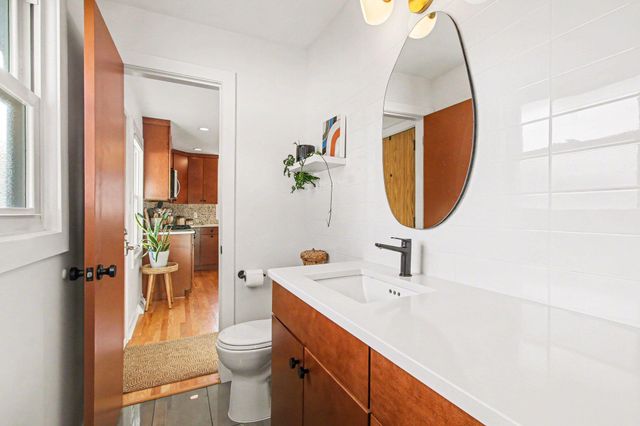 218 Sunset Lane, Munster, IN 46321