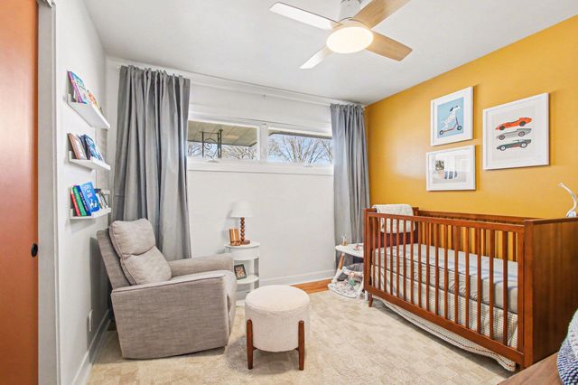 218 Sunset Lane, Munster, IN 46321