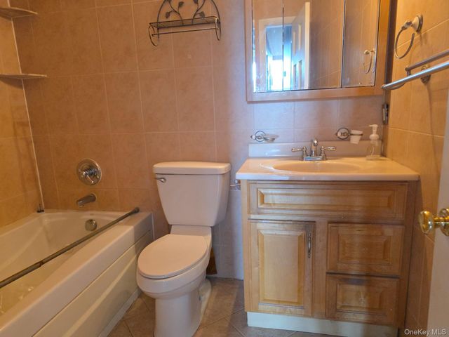 2871 Shore Road, Seaford, NY 11783