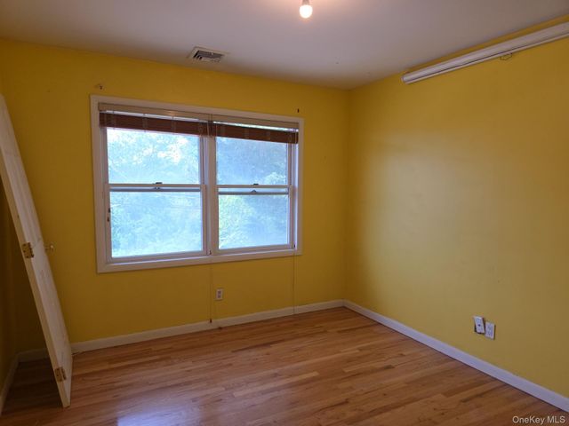 2871 Shore Road, Seaford, NY 11783