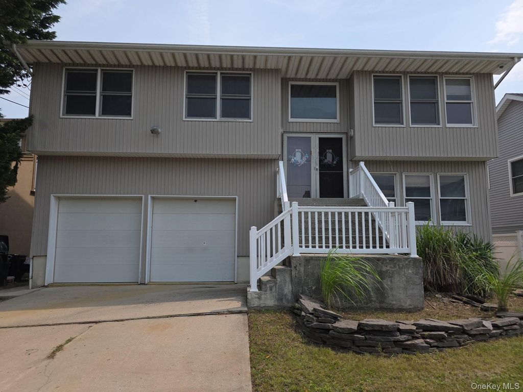 2871 Shore Road, Seaford, NY 11783 — photo 2