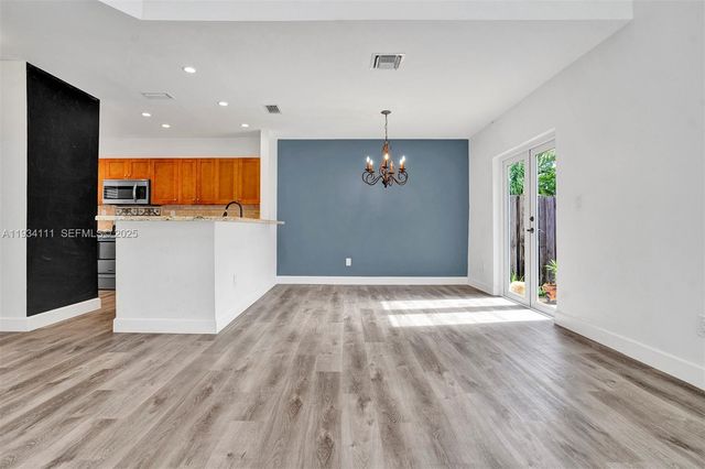 20985 SW 84th Ave, Cutler Bay, FL 33189