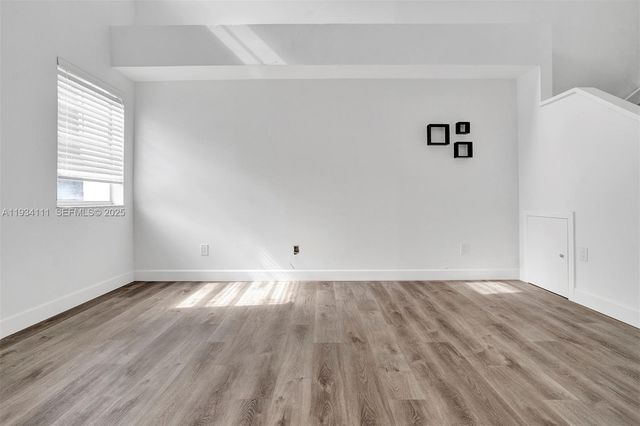 20985 SW 84th Ave, Cutler Bay, FL 33189