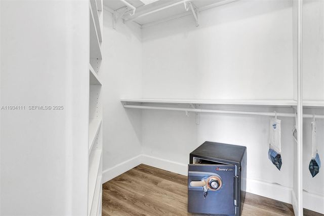 20985 SW 84th Ave, Cutler Bay, FL 33189