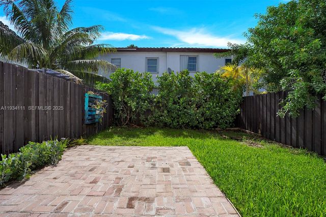 20985 SW 84th Ave, Cutler Bay, FL 33189