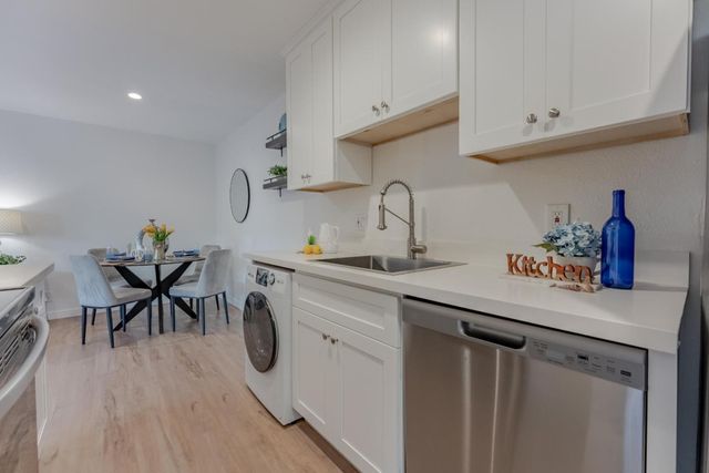 410 Auburn Way 19, San Jose, CA 95129