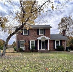 310 Woodlake Drive, Greensboro, NC 27406