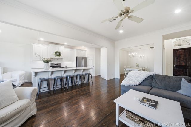 10917 S Sycamore Street, Jenks, OK 74037