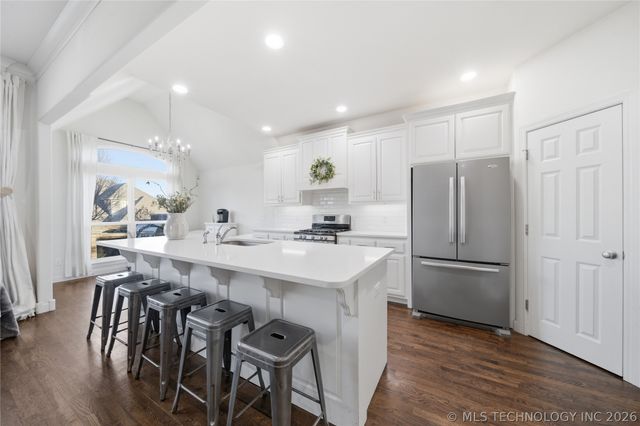 10917 S Sycamore Street, Jenks, OK 74037