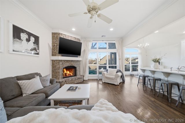 10917 S Sycamore Street, Jenks, OK 74037