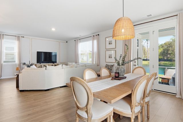 190 E Pinckney Street, Summerville, SC 29485