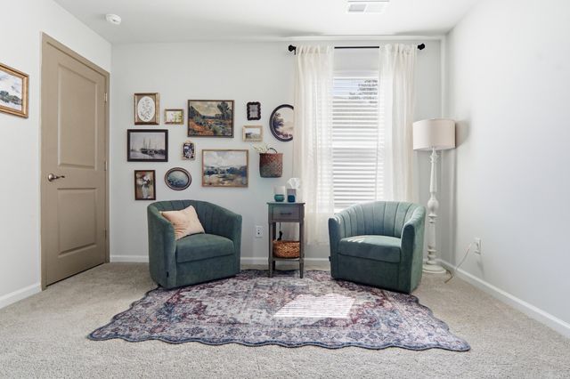 190 E Pinckney Street, Summerville, SC 29485