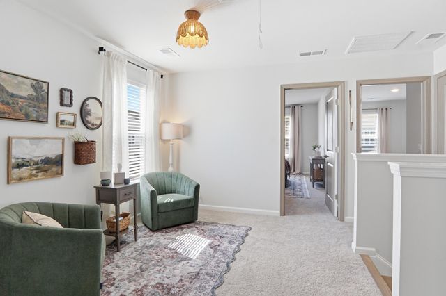 190 E Pinckney Street, Summerville, SC 29485