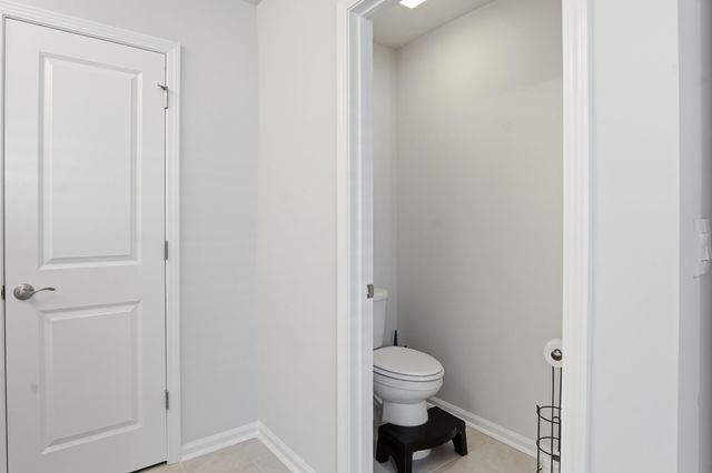 190 E Pinckney Street, Summerville, SC 29485