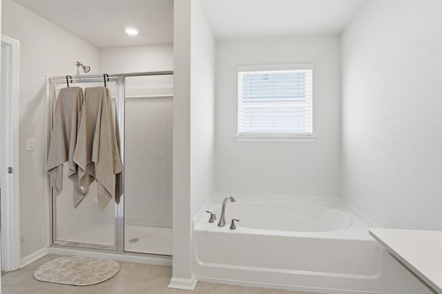 190 E Pinckney Street, Summerville, SC 29485