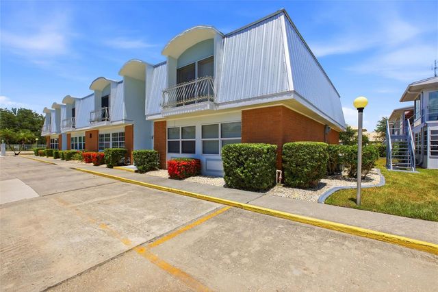 22333 EDGEWATER DRIVE C2, Punta Gorda, FL 33980