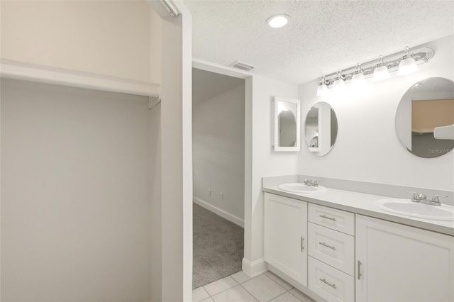 22333 EDGEWATER DRIVE C2, Punta Gorda, FL 33980