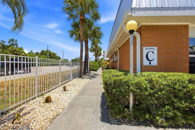 22333 EDGEWATER DRIVE C2, Punta Gorda, FL 33980