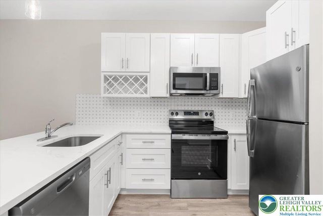 410 William Street 201, Bethlehem City, PA 18015