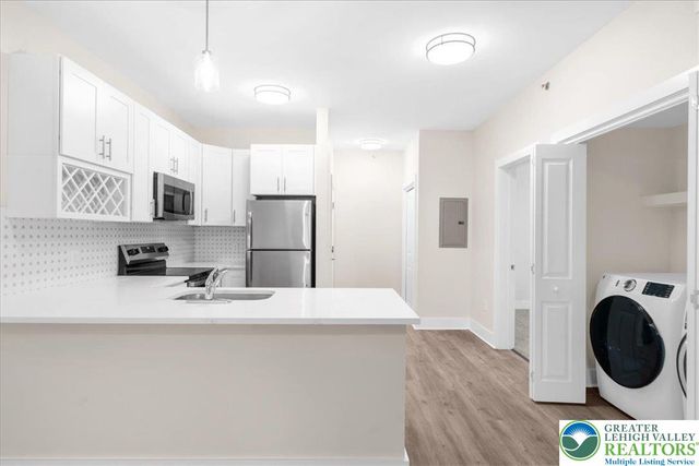 410 William Street 201, Bethlehem City, PA 18015