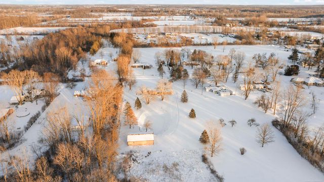 69455 Hicks Road, Armada, MI 48005