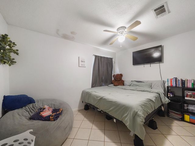 10214 Buena Park Drive, Houston, TX 77089