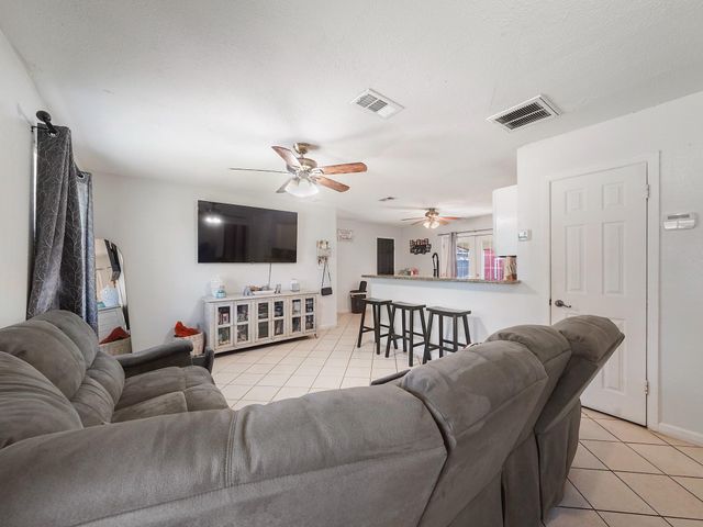 10214 Buena Park Drive, Houston, TX 77089