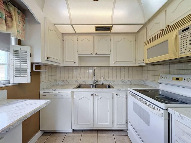 11829 CARISSA LANE A, New Port Richey, FL 34654