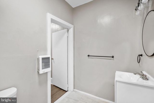 130 N ROBINSON ST, Philadelphia, PA 19139