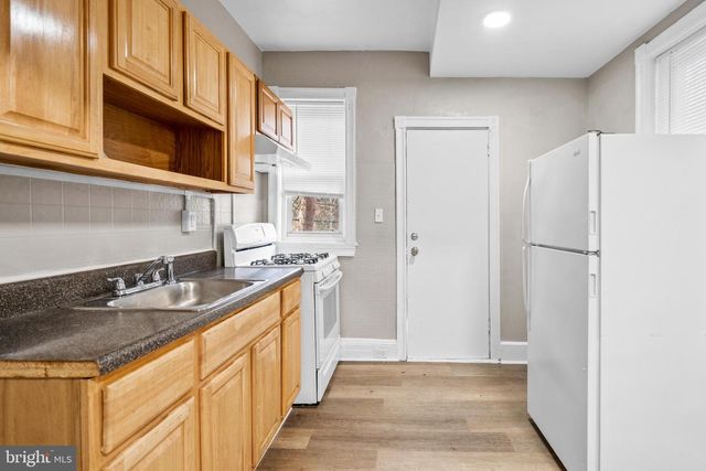 130 N ROBINSON ST, Philadelphia, PA 19139