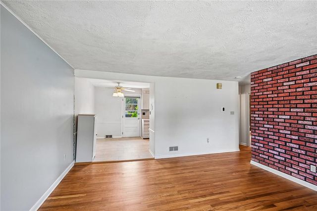 3334 Winchester Road, South Whitehall Twp, PA 18104