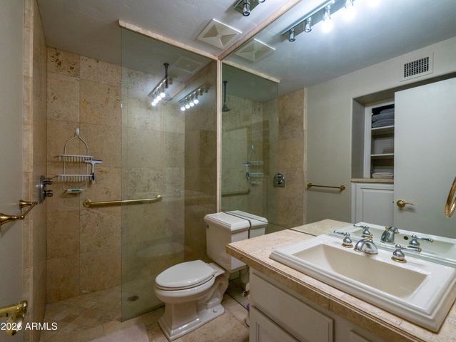 4800 N 68TH Street N 131, Scottsdale, AZ 85251
