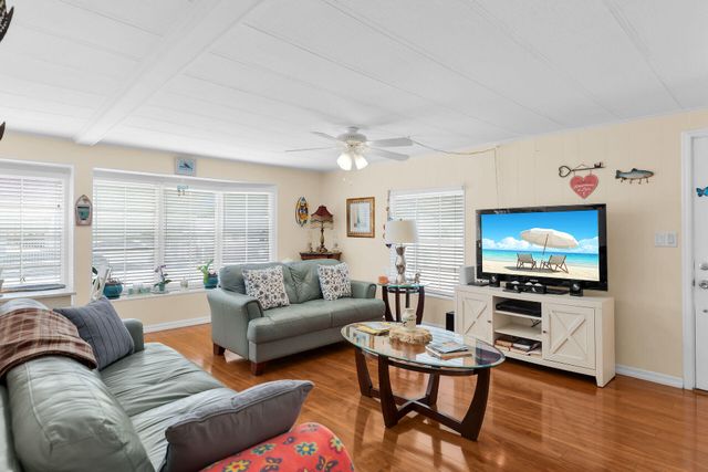 143 2nd Court, Key Largo, FL 33037