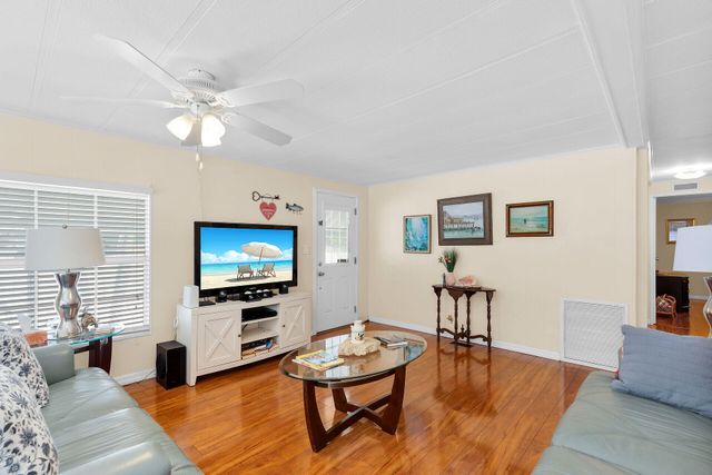 143 2nd Court, Key Largo, FL 33037