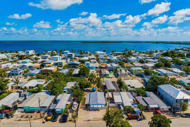 143 2nd Court, Key Largo, FL 33037