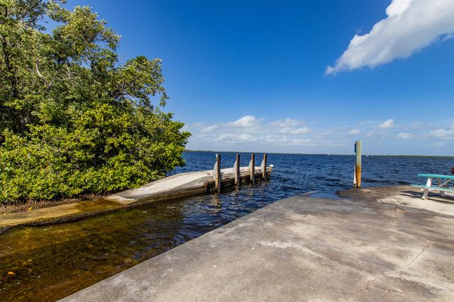 143 2nd Court, Key Largo, FL 33037